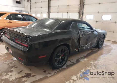 2022 Dodge Challenger Gt z USA, uszkodzony, nr VIN 2C3CDZJG2NH181613